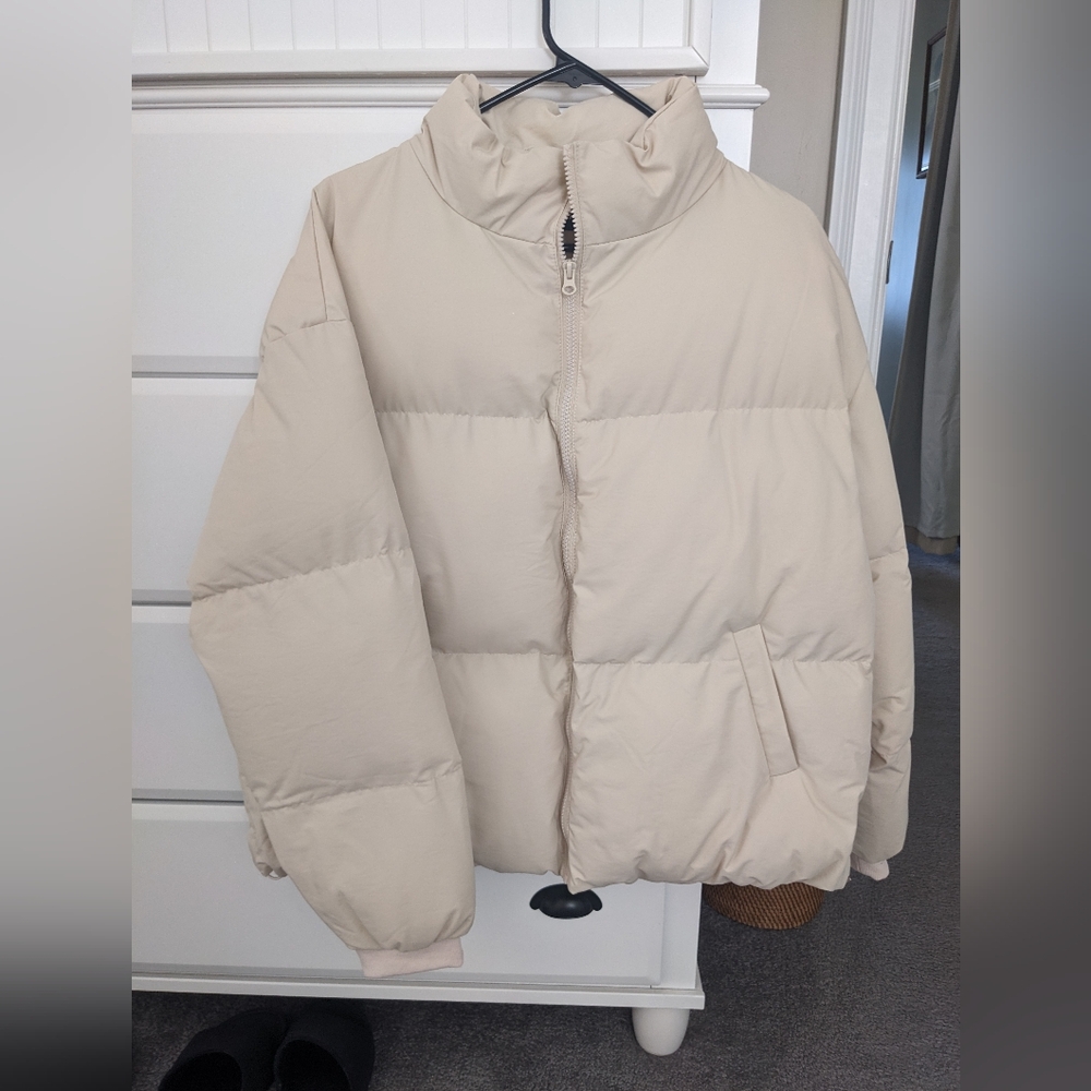 Beige Puffer (L)
